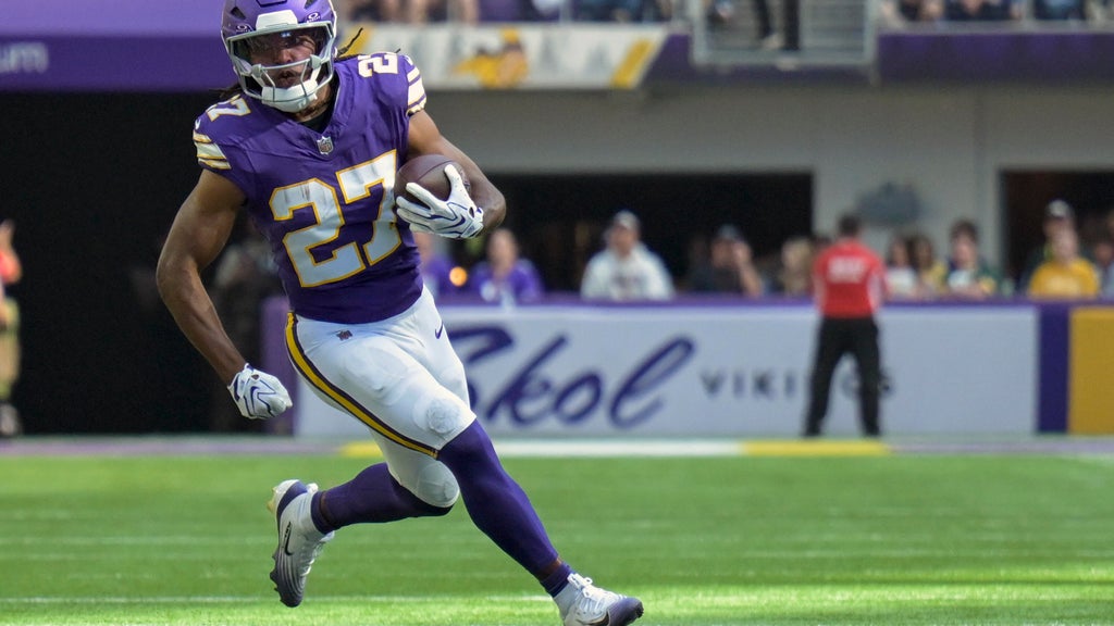 Vikings return RB Jordan Mason from injured reserve after broken thumb kept him out last 4 games — WCCO / CBS Minnesota, Shakopee Sports news
