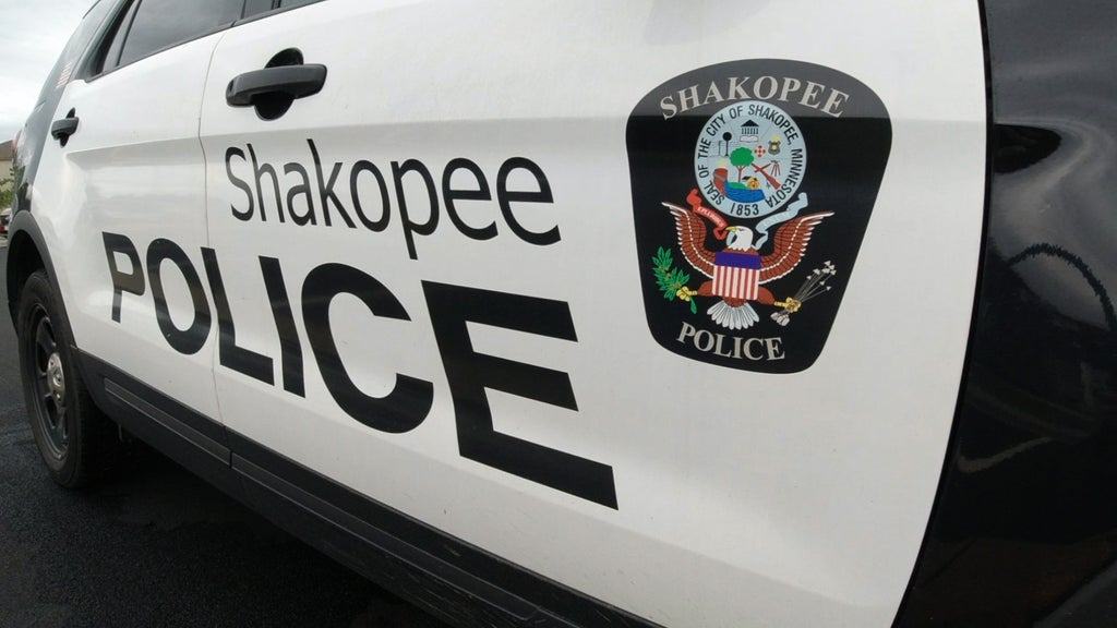18-year-old charged with second-degree murder after Shakopee man found shot in park — WCCO / CBS Minnesota, Shakopee Community news