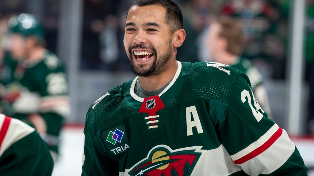 Defenseman Mathew Dumba retiring after 13 NHL seasons with 5 different teams — WCCO / CBS Minnesota, Shakopee Sports news