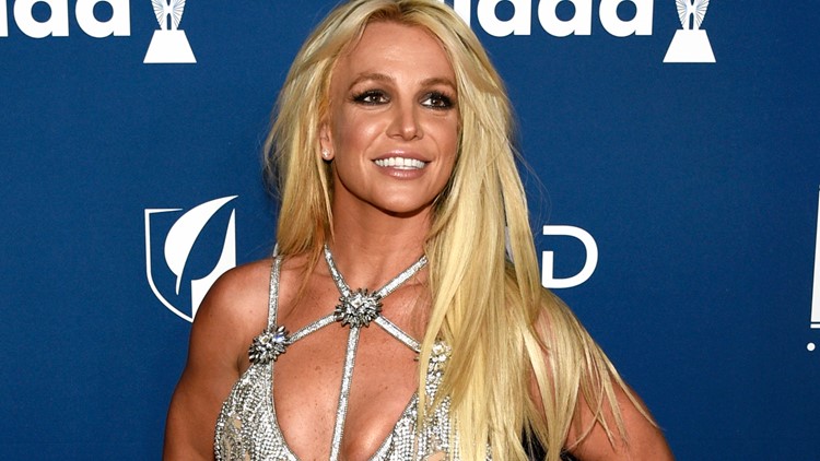 Britney Spears visits Dollywood for the first time — KARE 11 Entertainment