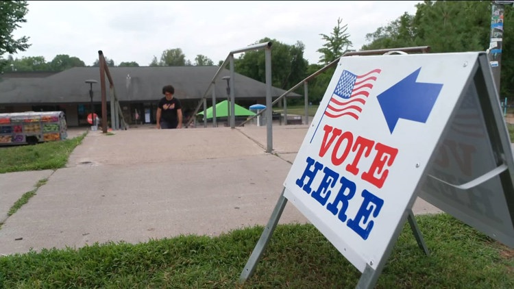 Minneapolis residents set early voting record — Shakopee Community news