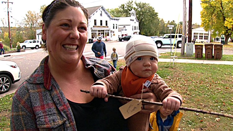 Kid-led 'straightest stick' contest brings scores of entries & smiles to Minnesota village — KARE 11 Local, Shakopee Sports news