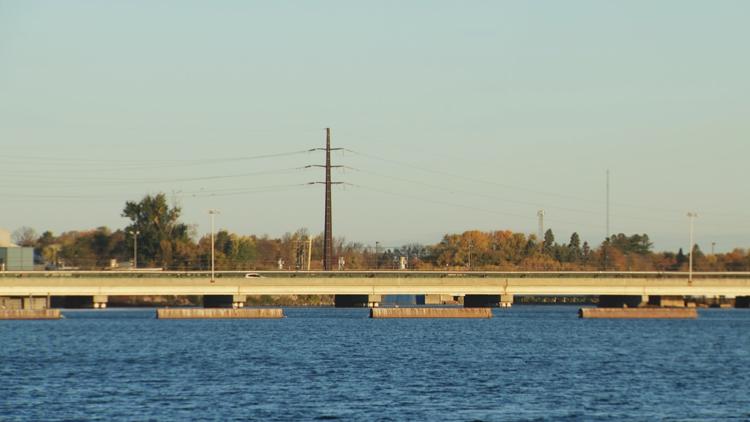 Border communities feel strain as U.S.-Canada trade war disrupts longtime friendship — Shakopee Community news