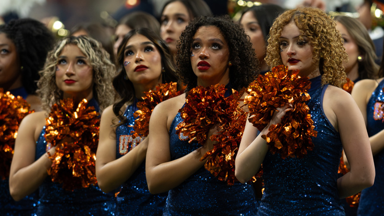Here's what we know about the service member who fell at the UTSA football game — KHOU 11 (Houston), Shakopee Sports news