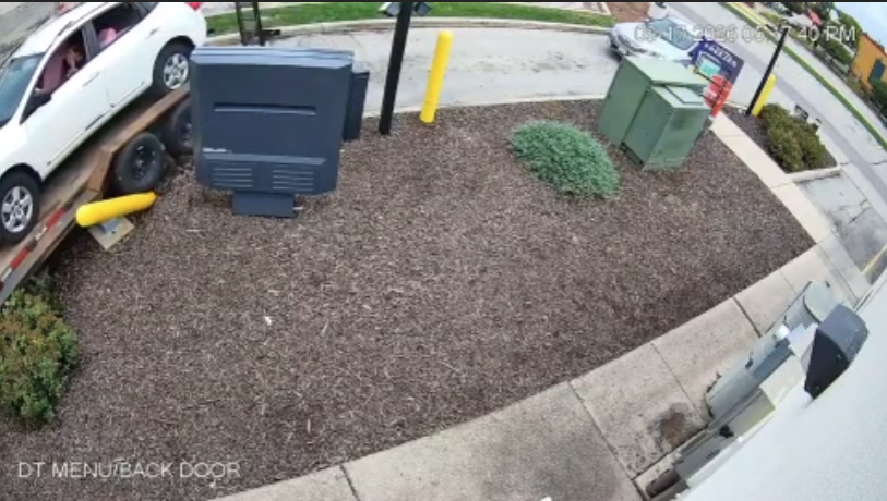 Watch: Driver towing vehicle crashes in Taco Bell drive-thru — FOX 9, Shakopee Community news