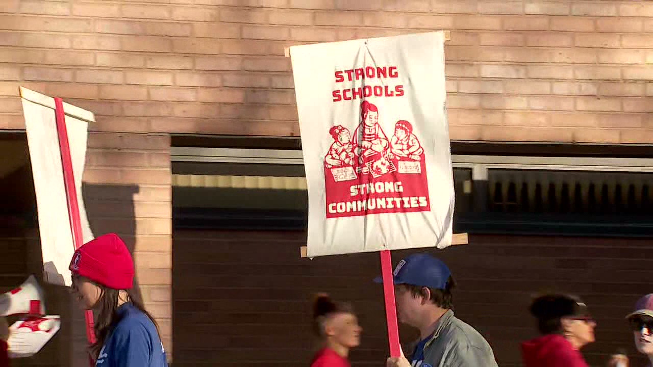 St. Paul Public Schools board delays vote on midyear teacher cuts — FOX 9, Shakopee Schools news