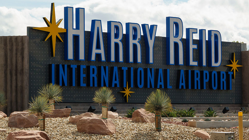 Private jet runs off Vegas runway and crashes into airport fence — FOX 9, Shakopee Community news