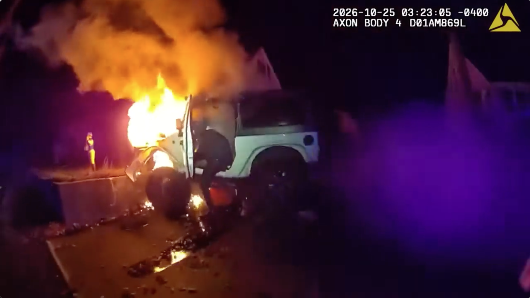 Bodycam video shows police rescuing man from burning Jeep after crash; driver facing multiple charges — FOX 9, Shakopee Community news
