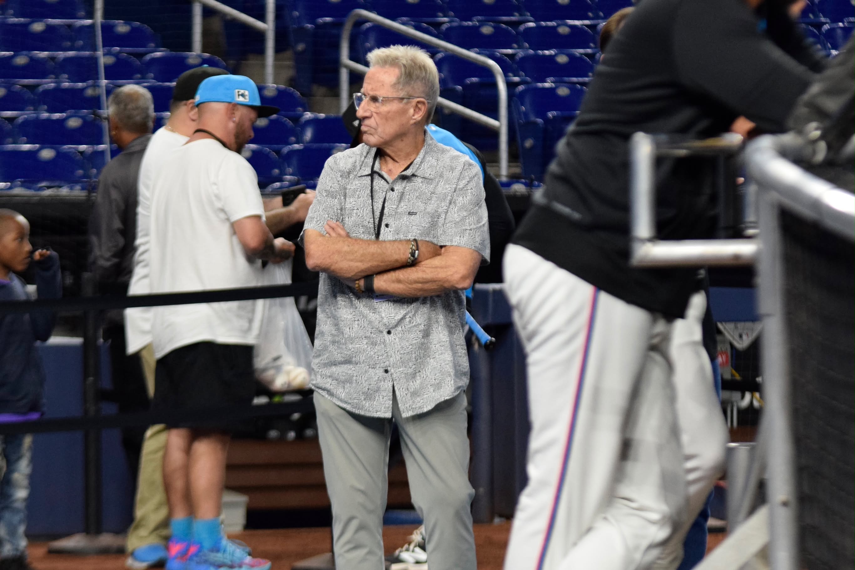 Tommy Hutton made Marlins baseball feel like home. Now he says goodbye. — Miami New Times, Shakopee Dining news